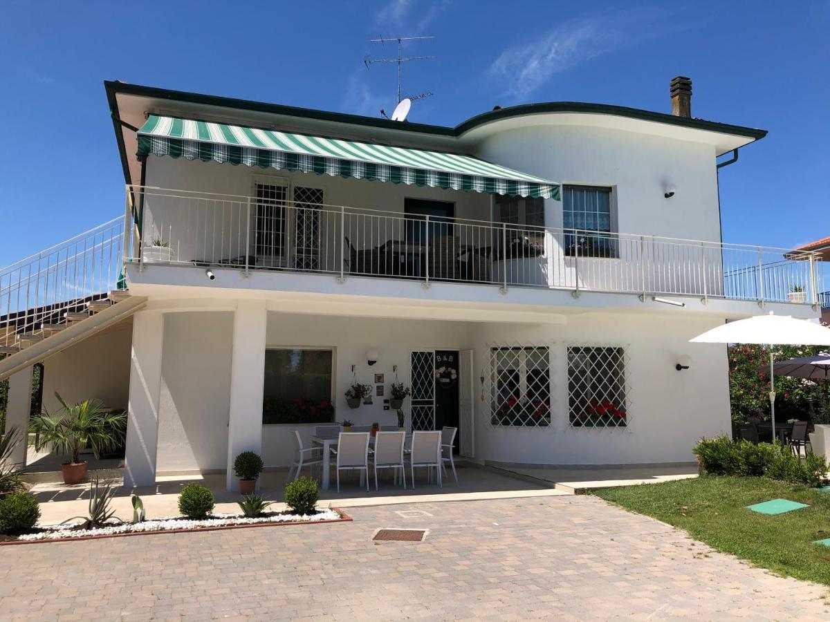 Bed And Breakfast Da Beatrice Sirmione Buitenkant foto